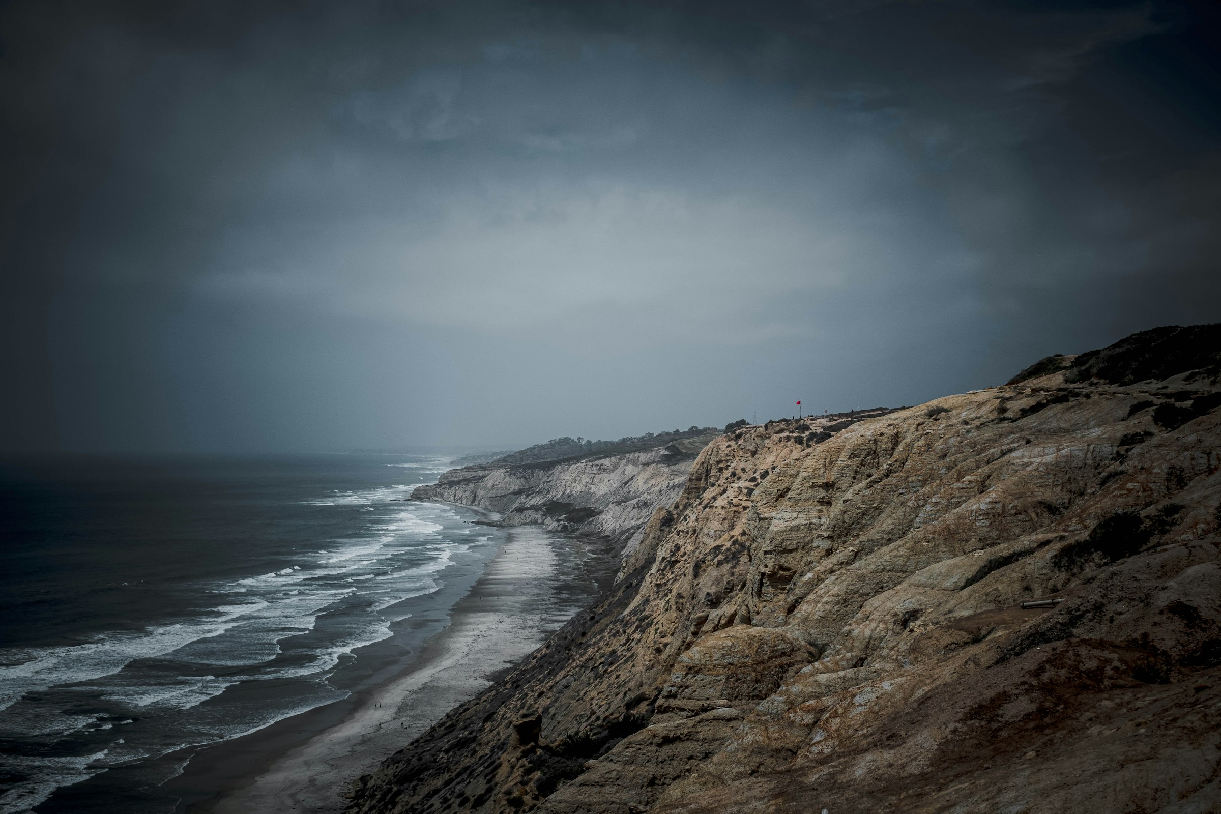 Torrey Pines Gliderport and Pacific Ocean headlands in San Diego